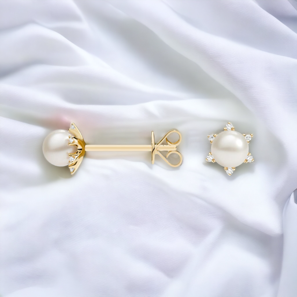 Minimalist Pearl Stud